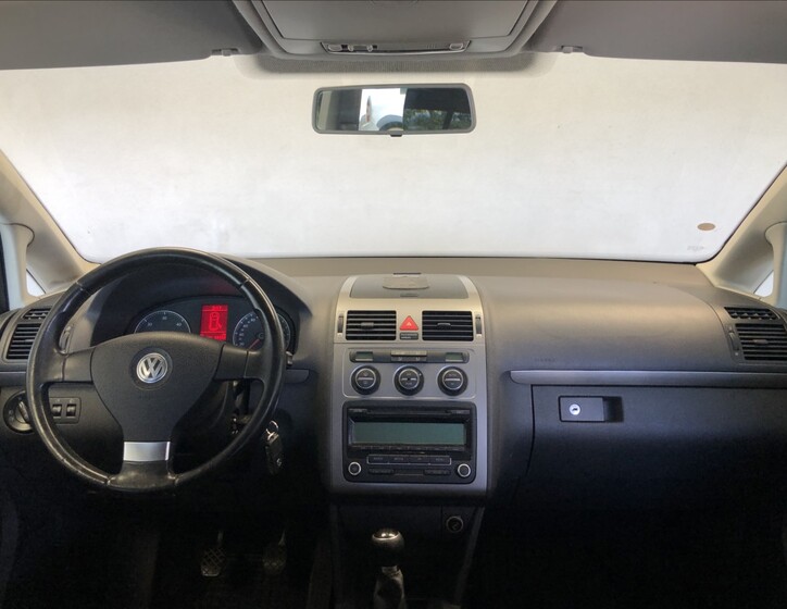 Volkswagen Touran 14