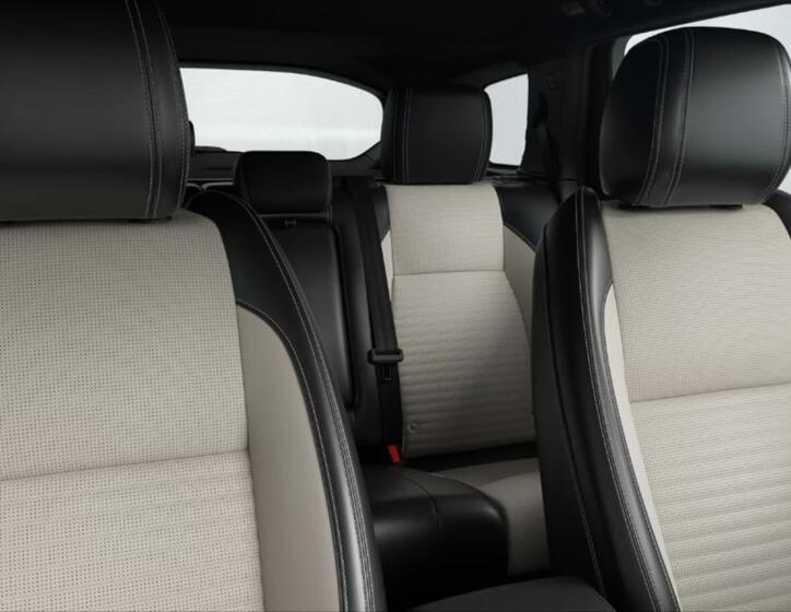 Land Rover Discovery Sport 7