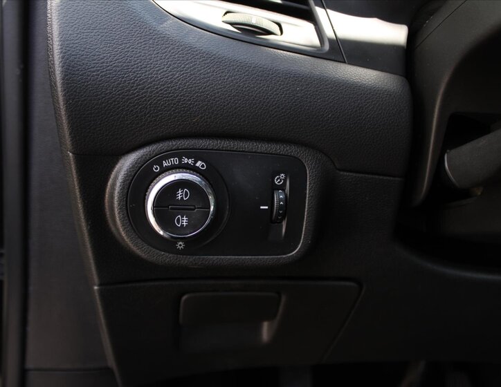 Opel Zafira MPV 2,0 l 121 kw