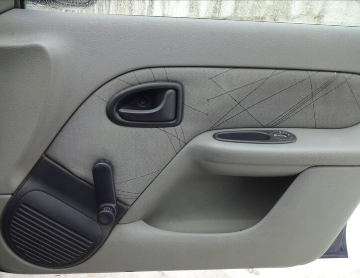 Renault Thalia Sedan 1,4 l 55 kw