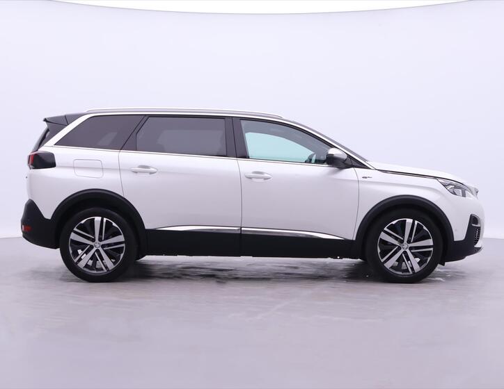Peugeot 5008 8