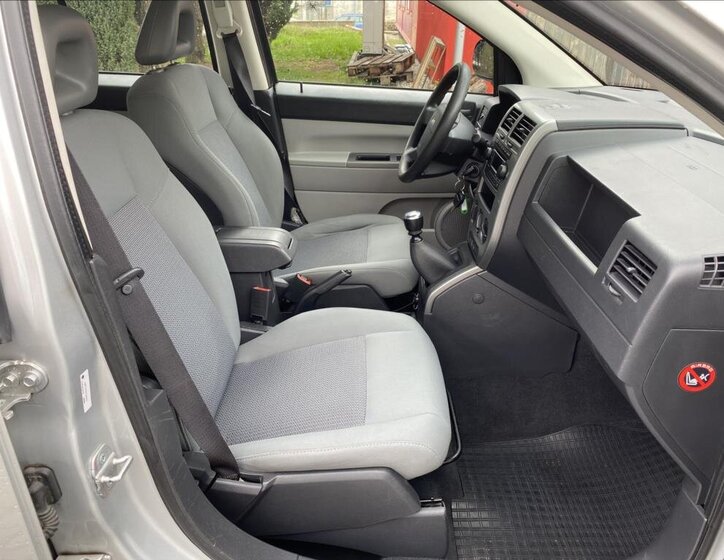 Jeep Compass SUV 2,0 l 103 kw