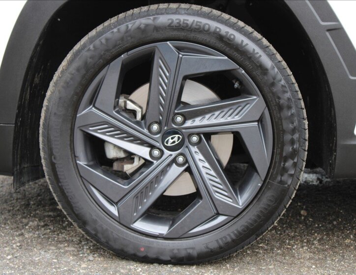 Hyundai Tucson SUV 1,6 l 110 kw