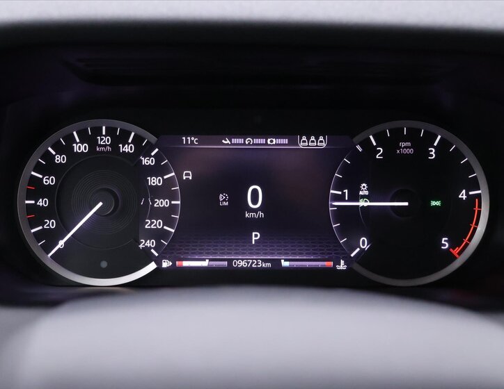 Land Rover Discovery Sport SUV / Terénní 2,0 l 110 kw