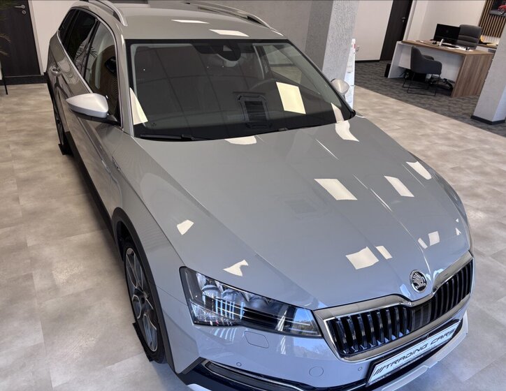 Škoda Superb Kombi 2,0 l 206 kw