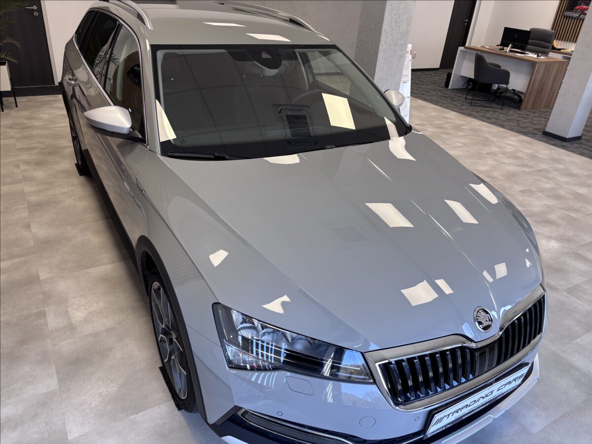 Škoda Superb Kombi 2,0 l 206 kw