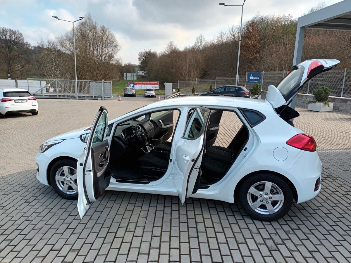 KIA Ceed Hatchback 1,4 l 73 kw