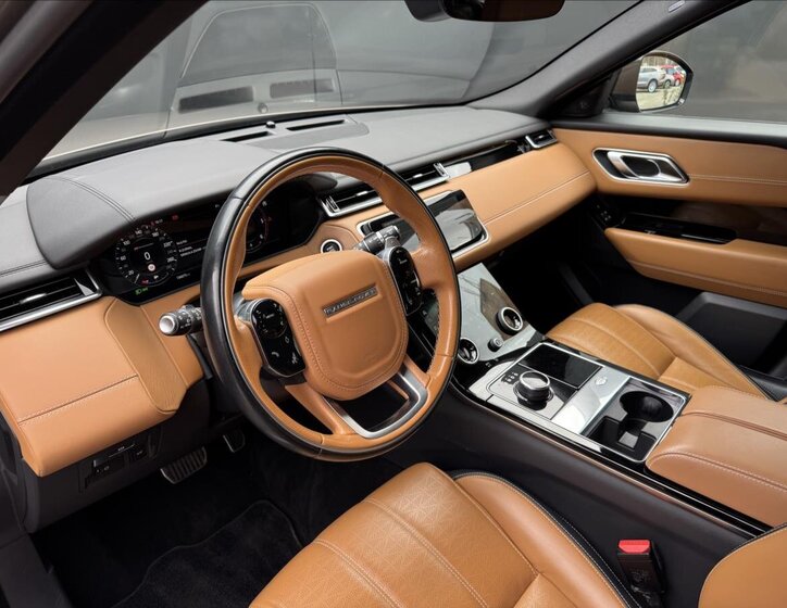 Land Rover Range Rover Velar SUV / Terénní 3,0 l 221 kw
