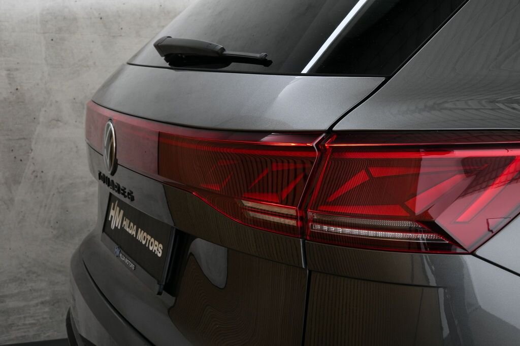 Volkswagen Touareg SUV / Terénní 3,0 l 210 kw