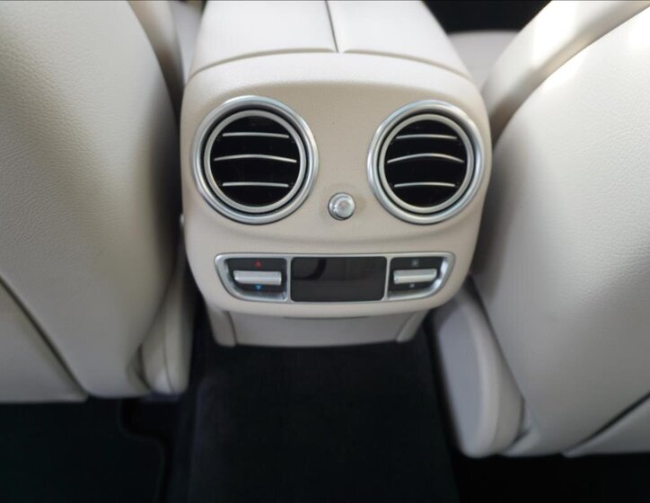 Mercedes-Benz Třídy E 11