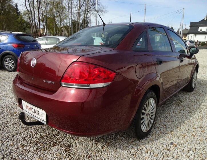 Fiat Linea Sedan / Limuzína 1,4 l 57 kw