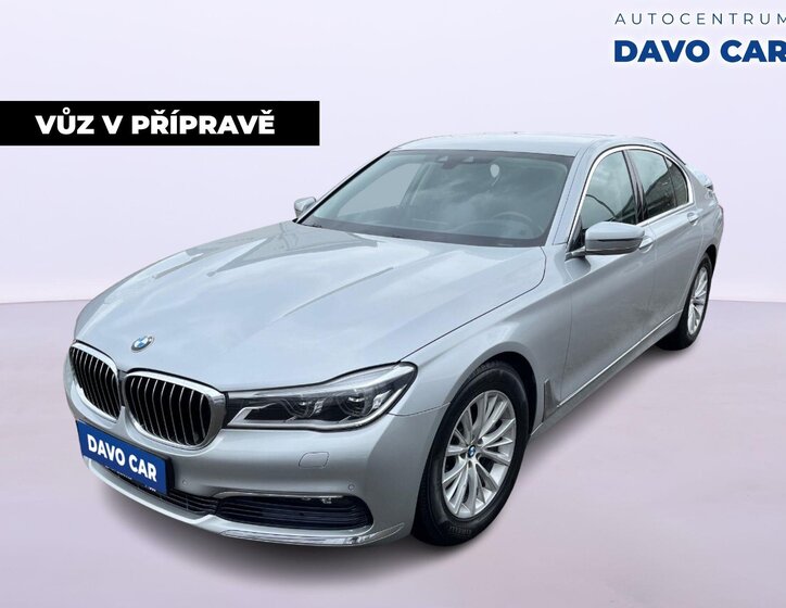 BMW Řada 7 Sedan / Limuzína 3,0 l 235 kw