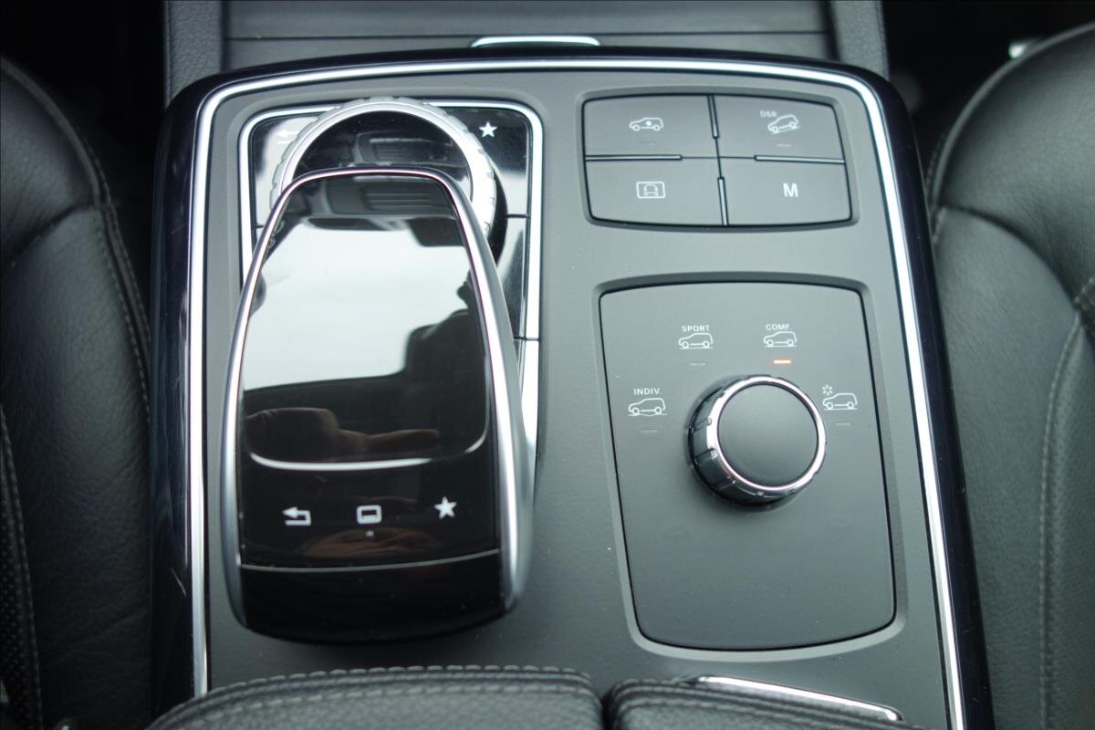 Mercedes-Benz GLE SUV / Terénní 3,0 l 190 kw