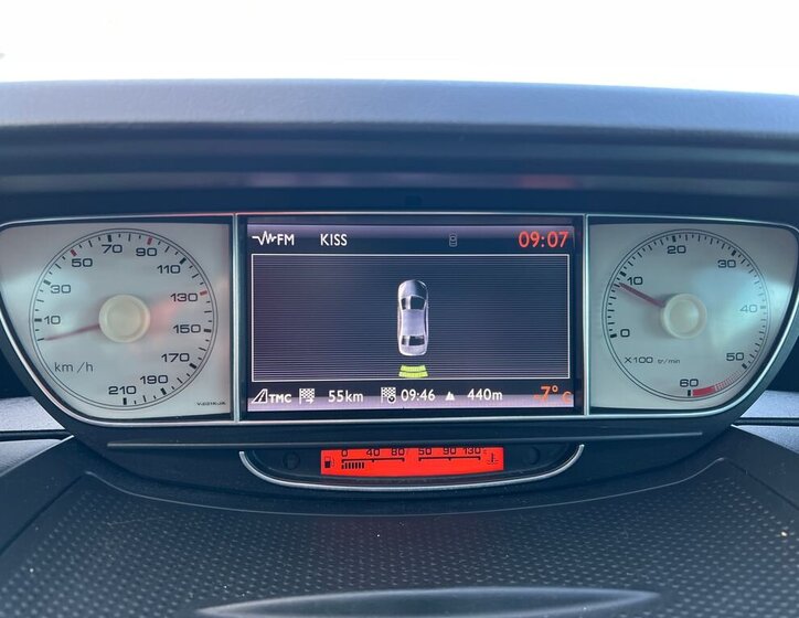 Peugeot 807 MPV 2,0 l 120 kw