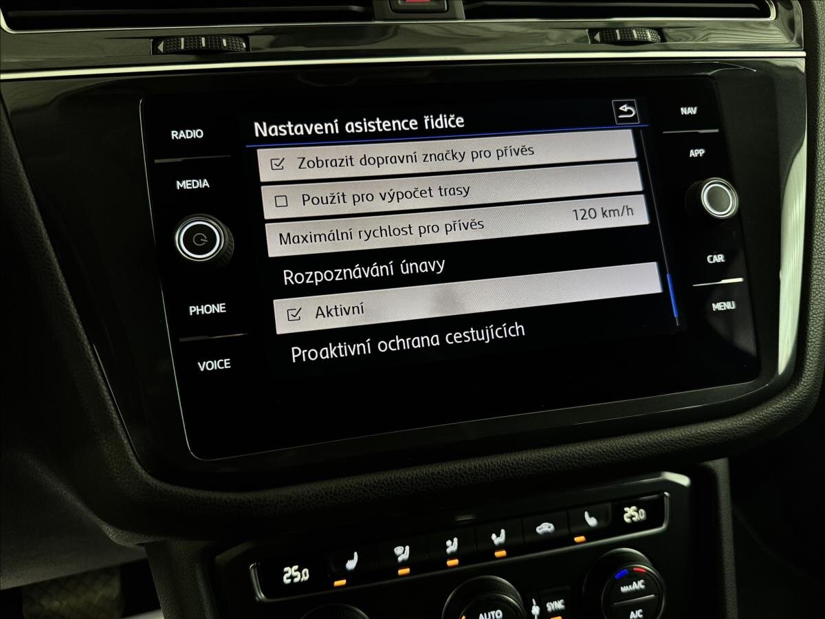 Volkswagen Tiguan Allspace SUV / Terénní 2,0 l 140 kw