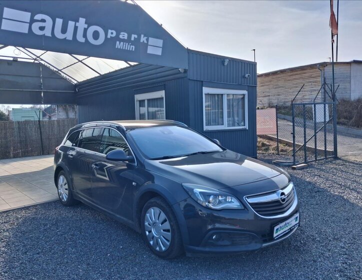 Opel Insignia Kombi 2,0 l 120 kw