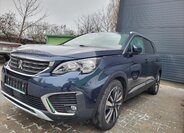 Peugeot 5008 SUV 1,5 l 96 kw
