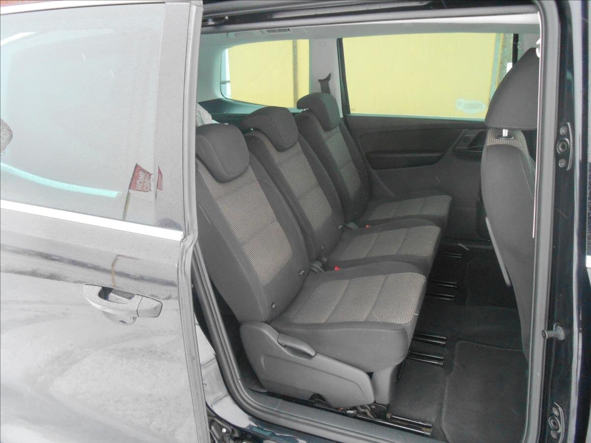 Volkswagen Sharan MPV 2,0 l 103 kw