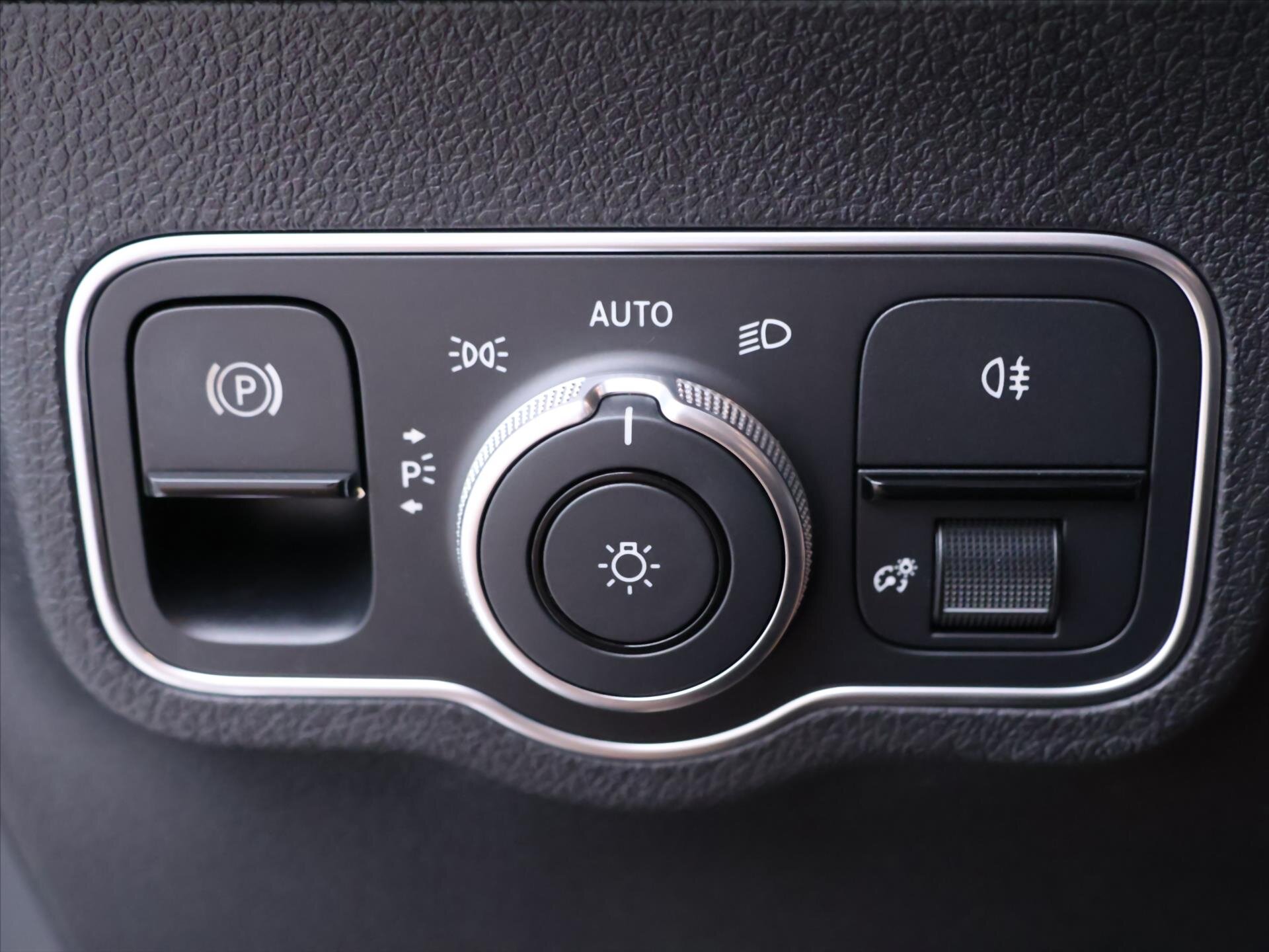 Mercedes-Benz GLB SUV 2,0 l 110 kw