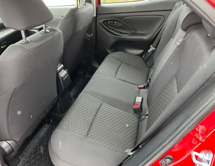 Toyota Yaris Cross SUV 1,5 l 68 kw