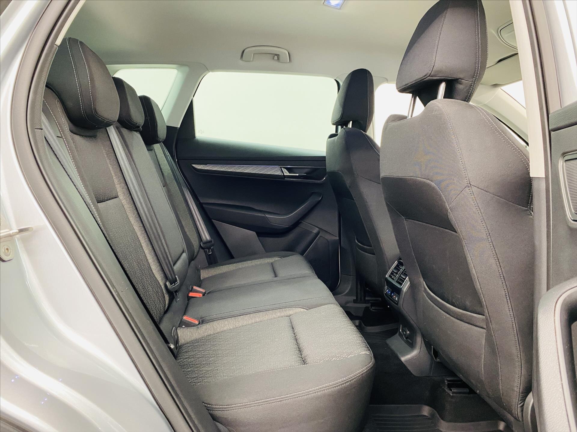 Škoda Karoq SUV / Terénní 1,5 l 110 kw