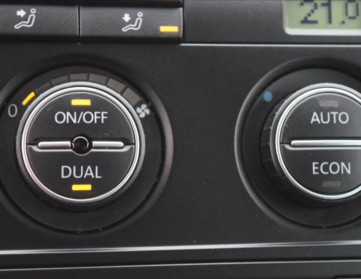 Volkswagen Touran Kombi 1,4 l 103 kw