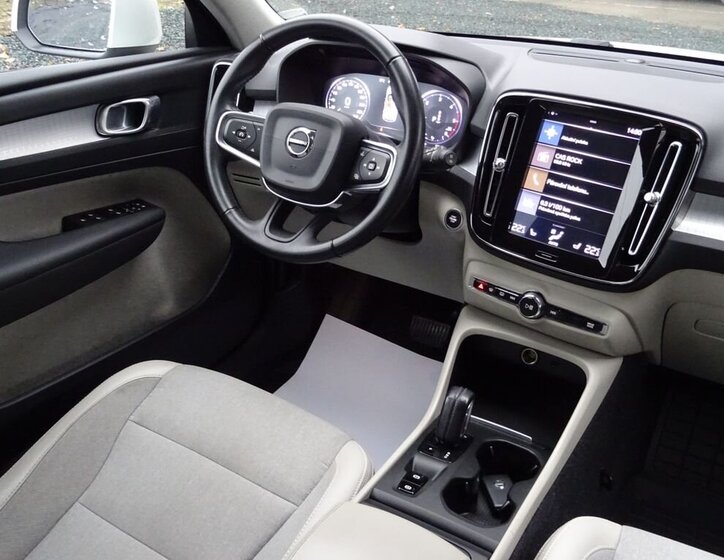 Volvo XC40 21