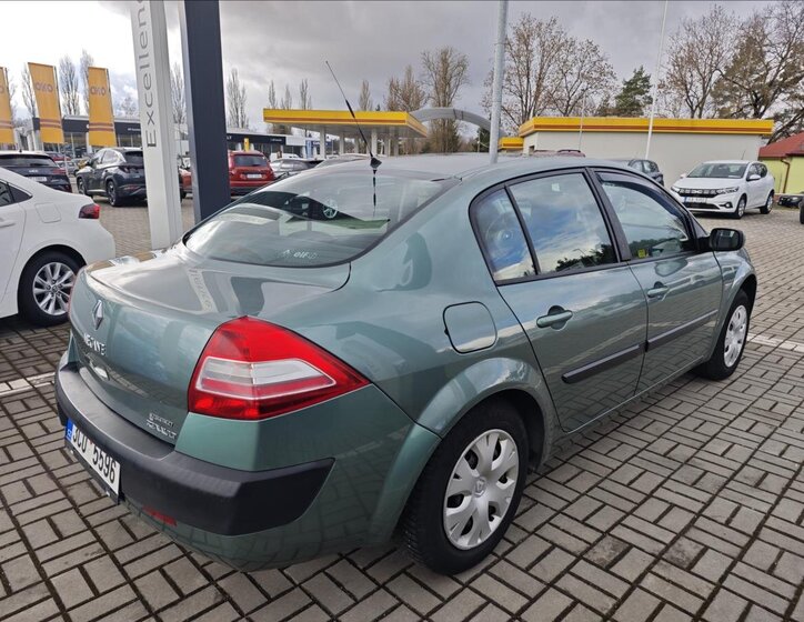 Renault Mégane Sedan / Limuzína 1,4 l 72 kw