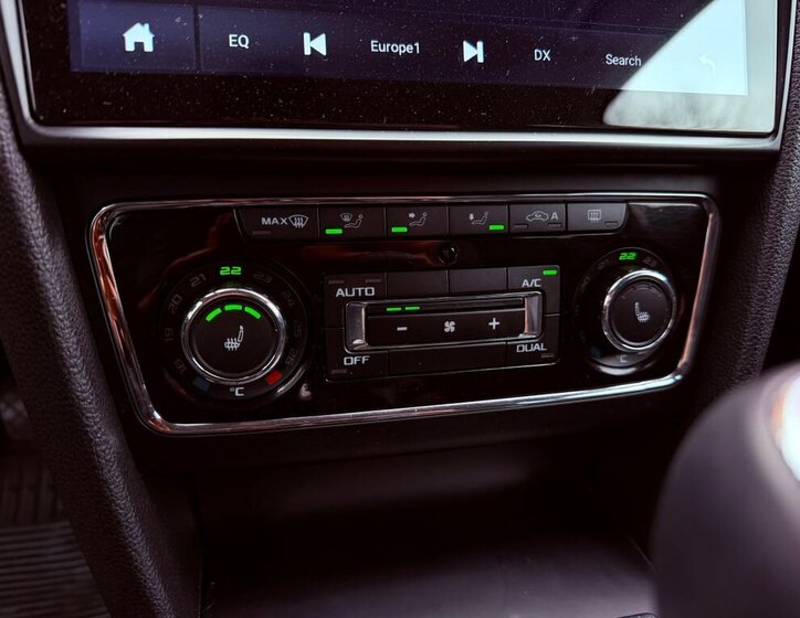 Škoda Superb Sedan 2,0 l 103 kw