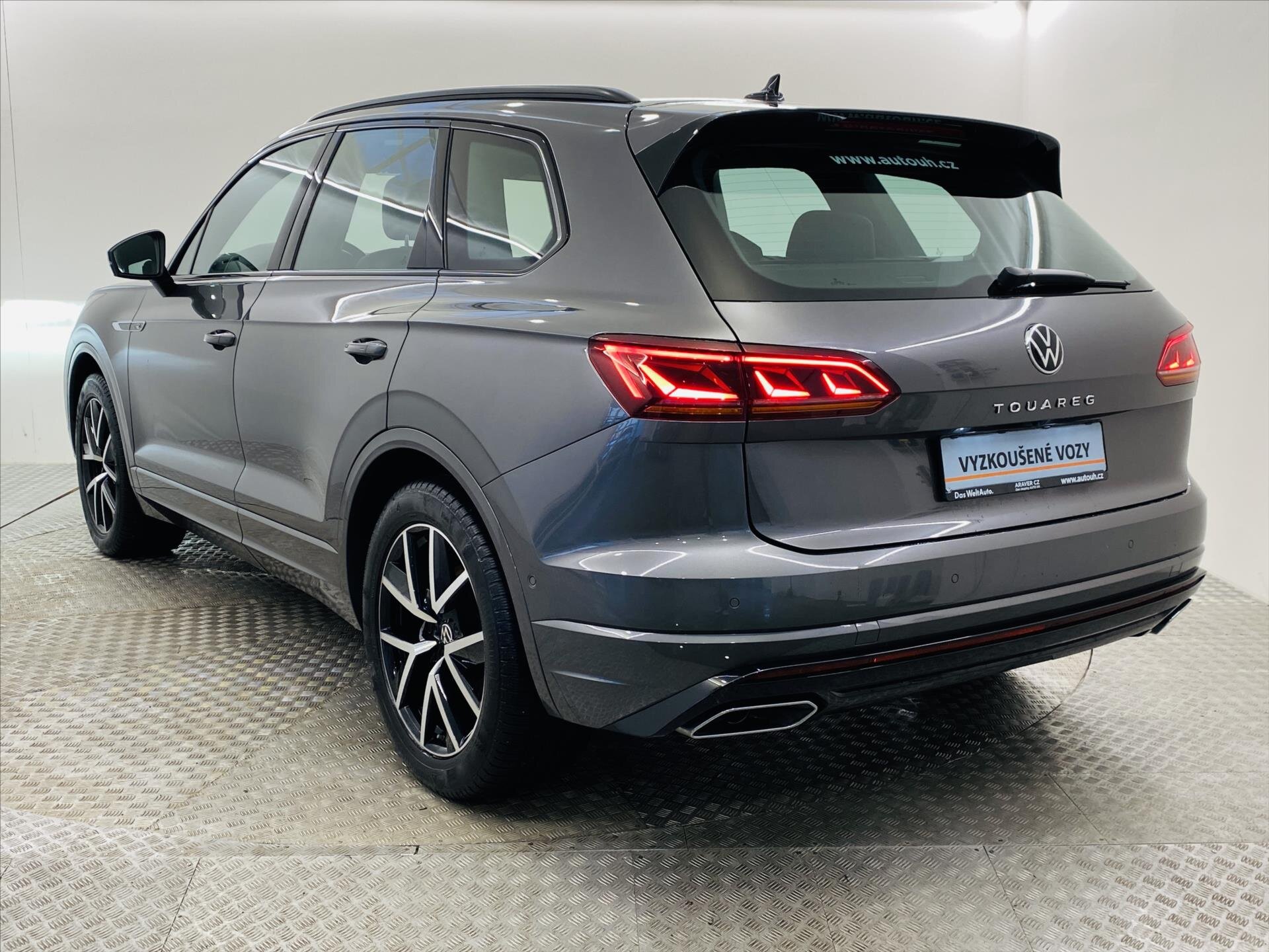 Volkswagen Touareg Kombi 3,0 l 210 kw