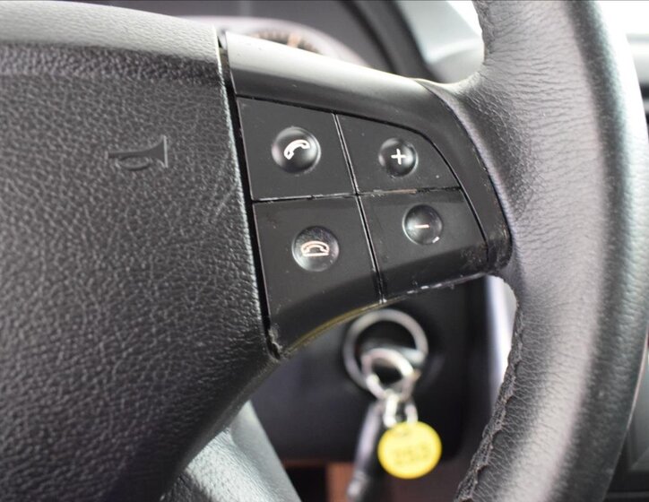 Mercedes-Benz Třídy B Hatchback 1,5 l 70 kw