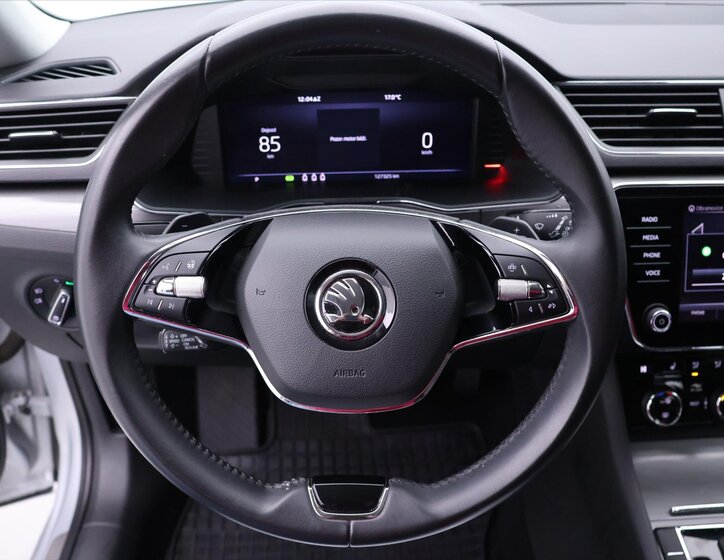 Škoda Superb Liftback 2,0 l 147 kw