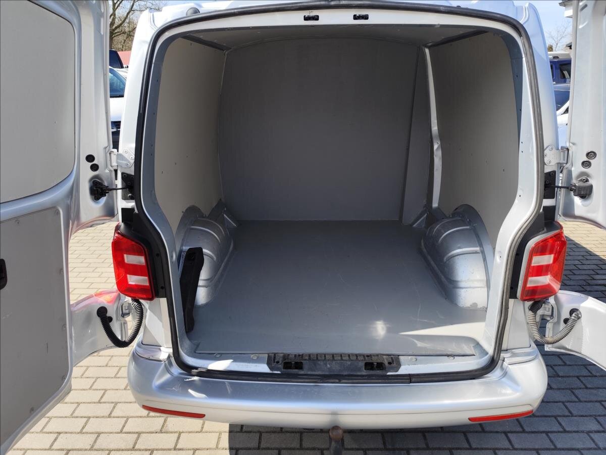 Volkswagen Transporter Kombi 2,0 l 110 kw