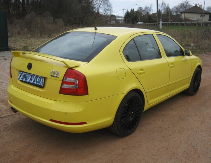 Škoda Octavia Sedan / Limuzína 2,0 l 125 kw