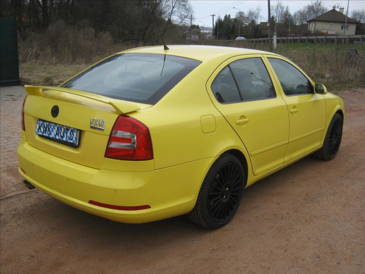 Škoda Octavia Sedan / Limuzína 2,0 l 125 kw