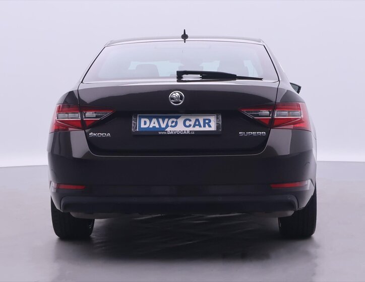 Škoda Superb Liftback 2,0 l 162 kw
