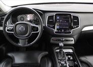 Volvo XC90 SUV 2,0 l 177 kw