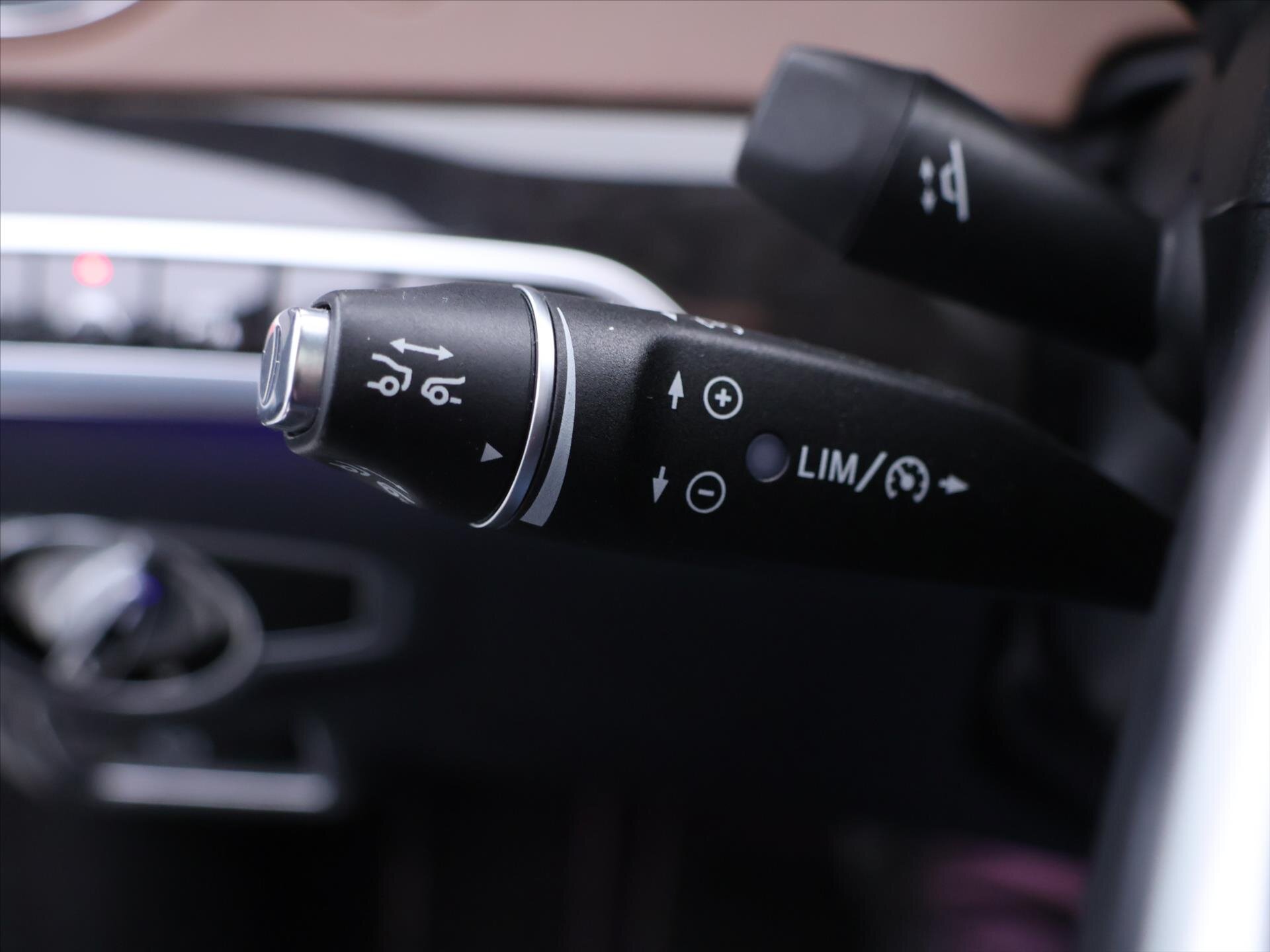 Mercedes-Benz Třídy S Sedan / Limuzína 3,0 l 190 kw