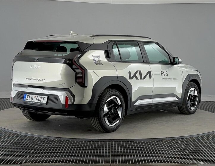 KIA EV3 SUV / Terénní 0,0 150 kw