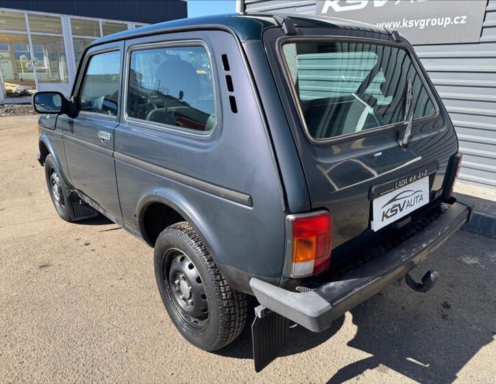 Lada Niva SUV 1,7 l 61 kw
