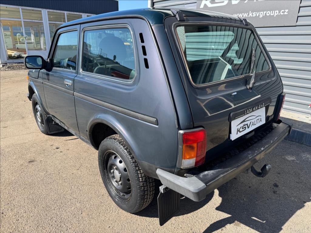Lada Niva SUV 1,7 l 61 kw