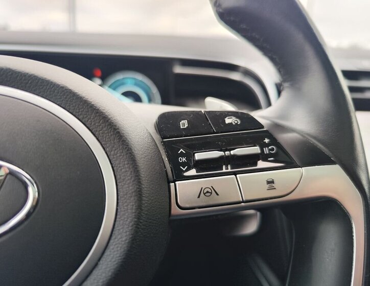 Hyundai Tucson SUV 1,6 l 195 kw