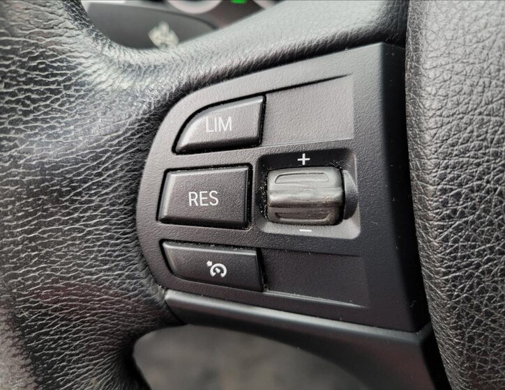 BMW Řada 3 Kombi 2,0 l 100 kw