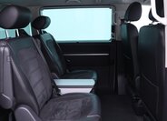 Volkswagen Multivan 14
