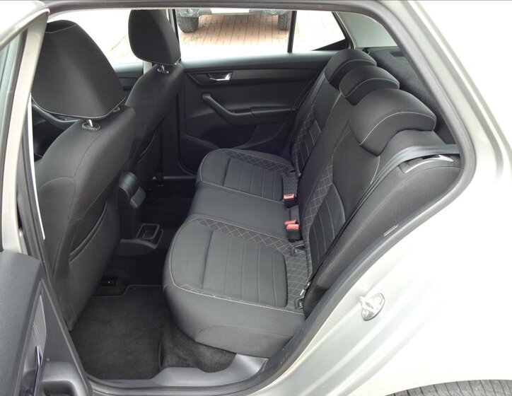 Škoda Fabia Hatchback 999,0 70 kw