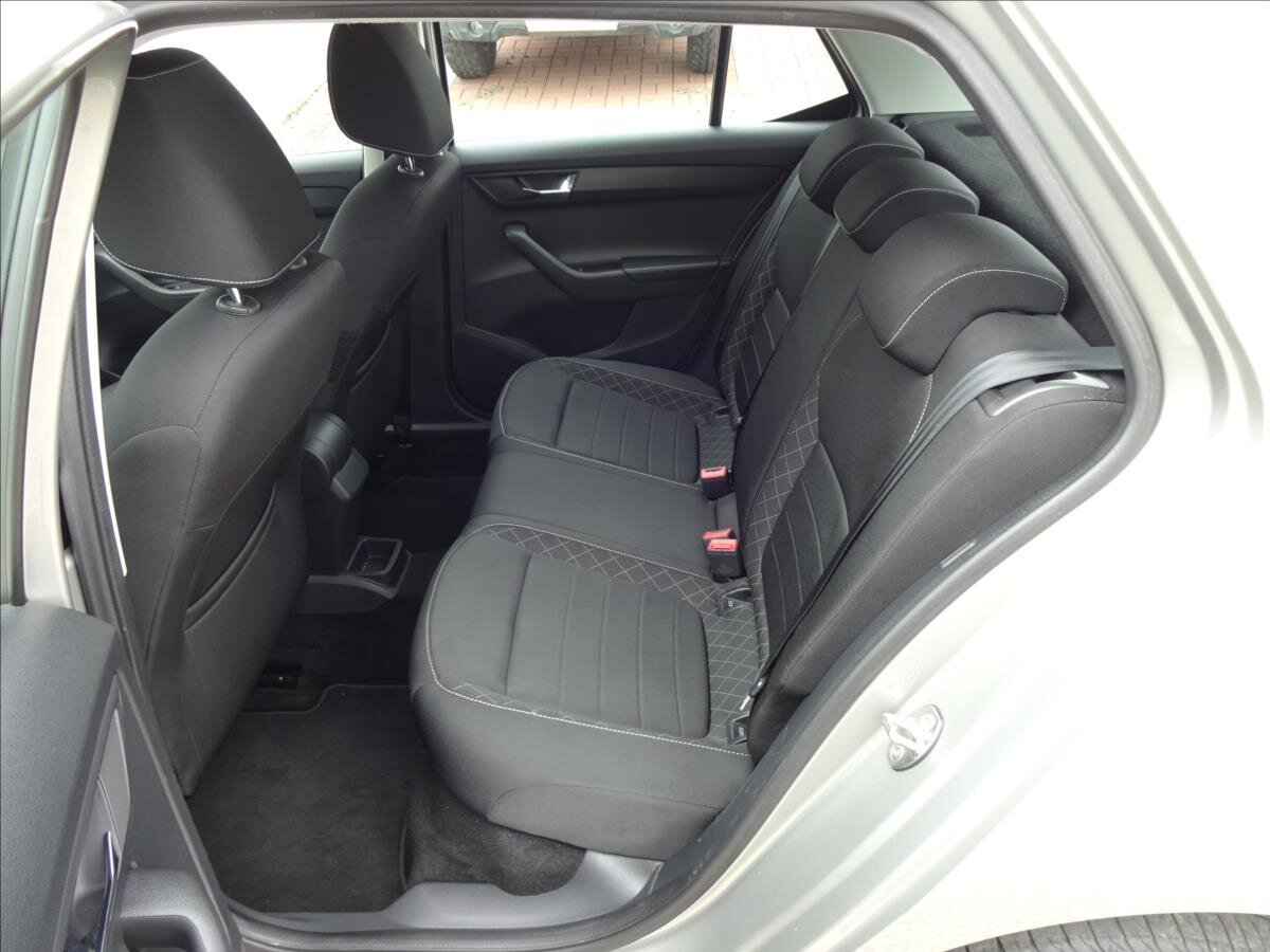 Škoda Fabia Hatchback 999,0 70 kw