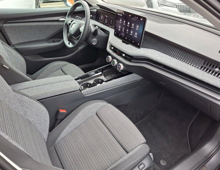 Škoda Superb Kombi 2,0 l 142 kw