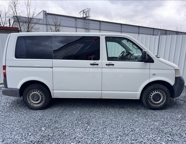 Volkswagen Transporter Kombi 1,9 l 90 kw