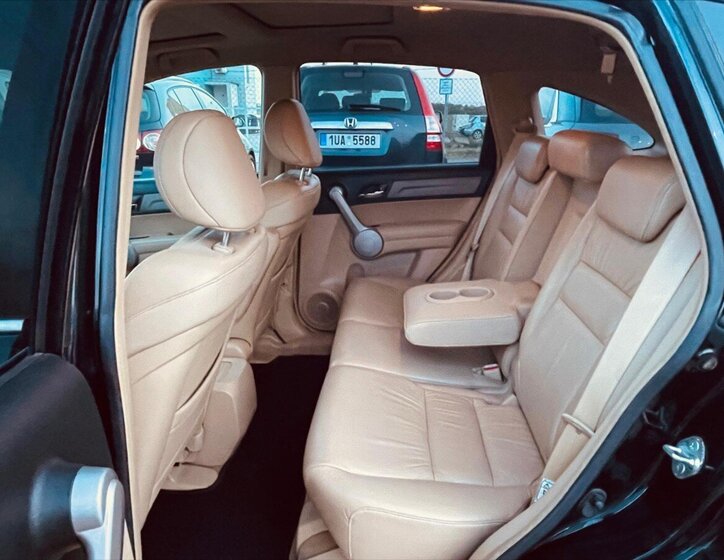 Honda CR-V SUV / Terénní 2,0 l 110 kw