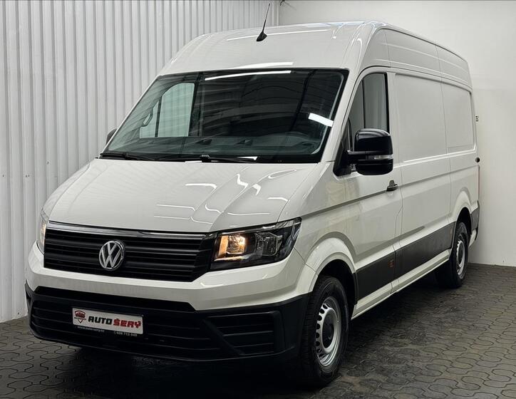 Volkswagen Crafter 1